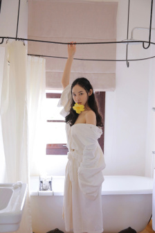 女生超短裙穿搭